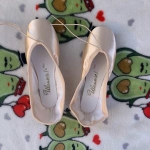 Ulanova I Pro Pointe Shoes - Nikolay Grishko